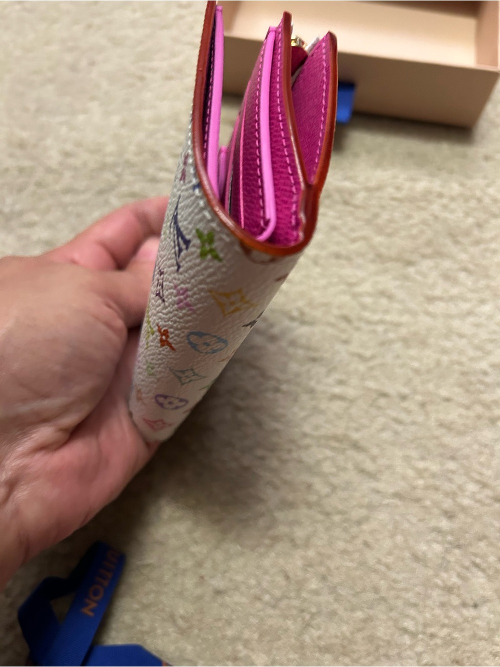 AUTHENTIC NWOT LOUIS VUITTON MURAKAMI LISA wallet. - Picture 11 of 16